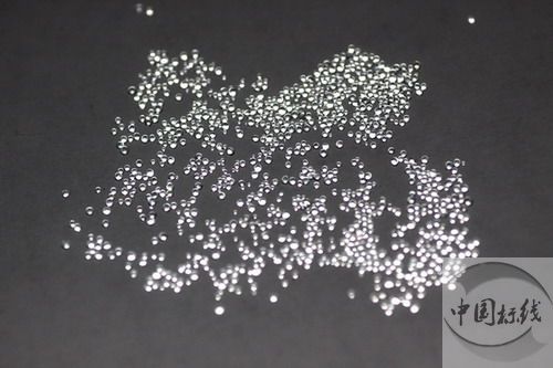 番禺金属表面处理厂喷砂玻璃微珠清理